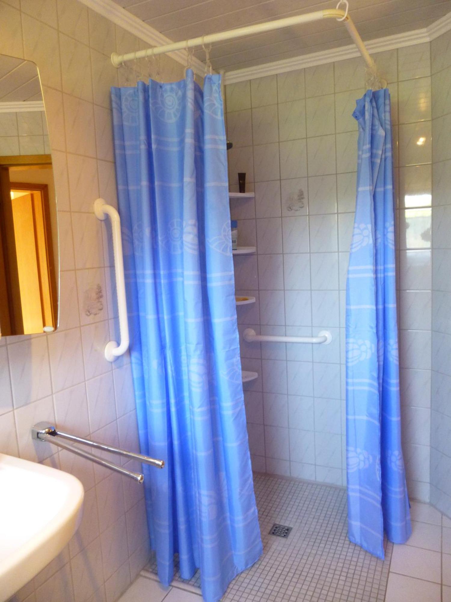 Ferienwohnung Stoeterau - Ebenerdige Fewo Mit Sonnenterrasse Erfde エクステリア 写真